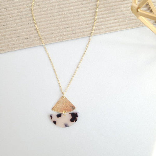 Ava Blonde Tortoise Necklace - p3 Boutique