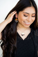 Ava Blonde Tortoise Necklace - p3 Boutique