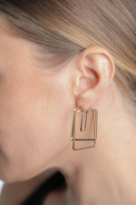 MINIMAL GOLD SQUARE CUT OUT EARRINGS - p3 Boutique