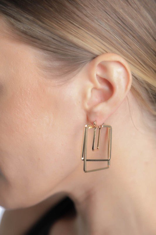MINIMAL GOLD SQUARE CUT OUT EARRINGS - p3 Boutique