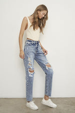 SLIM BOYFRIEND JEANS - p3 Boutique