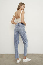 SLIM BOYFRIEND JEANS - p3 Boutique