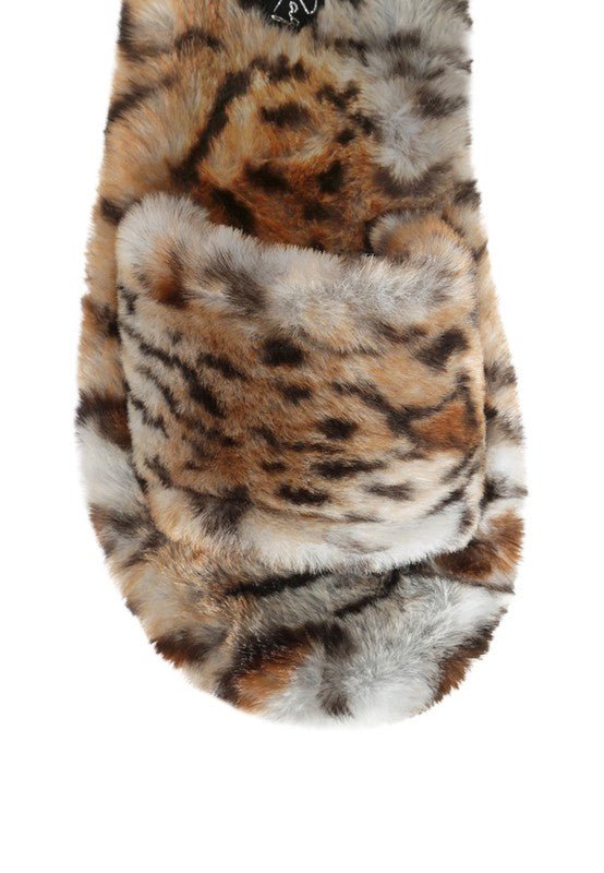 SNUGGLE - IN INDOOR FUR FLATS - p3 Boutique