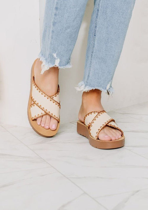 VERA HIGH QUALITY FASHION SANDAL - FLATS - p3 Boutique